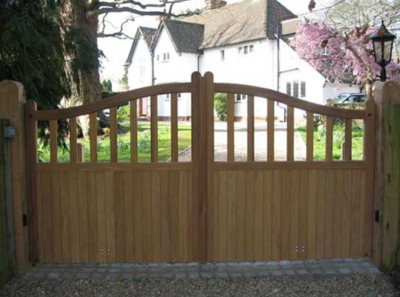 Made to measure Tavistock Wooden Gates – Longman Gates